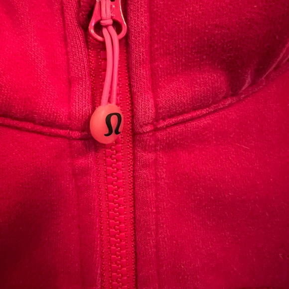Vintage lululemon scuba hoodie, size 8. - Picture 3 of 3
